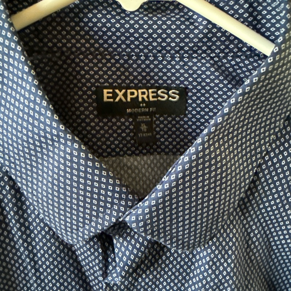 Express Men's Navy Geometric Button-Down Shirt